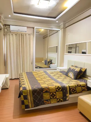 The Suite Metro Apartement by Fitri Kingpro Hôtels à : Buahbatu
