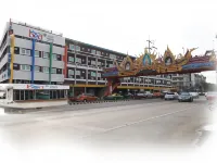 Bed by Cruise Hotel at Samakkhi-Tivanont Hotels near Wat Bang Krang