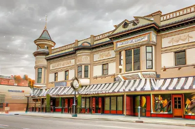 Hotel Diamond Hotels near Crazy Horse Saloon