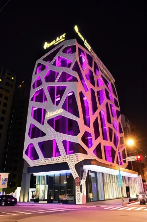Tree Art Hotel
