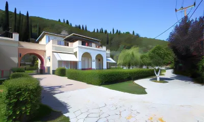 Apartments Avra Hotels in Lygia