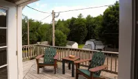 Maple Leaf Lodge