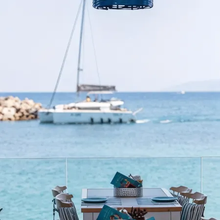 Skipper Beachfront Suites