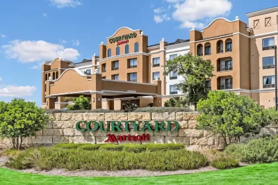 Courtyard San Antonio SeaWorld®/Westover Hills Hôtels à proximité de : Crown Meadows Neighborhood Park