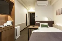 Y's Hotel Hanshin Amagasaki Ekimae Hotel di Nishinomiya