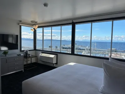 Marine Inn Отели в г. Пауэлл Ривер