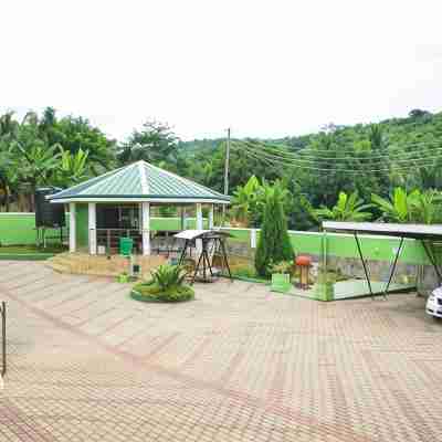 3A's Guest House Hotel Exterior