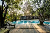 Mahua Vann Pench - Pools