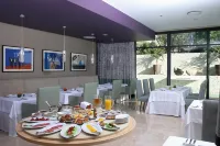 No5 Boutique Art Hotel by Mantis - breakfast