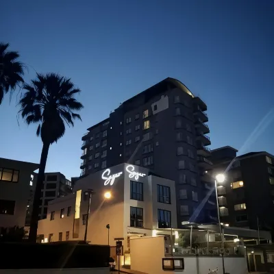 Sugar Hotel Hotel dekat Pantai Clifton 4th