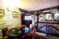The down Inn - bar