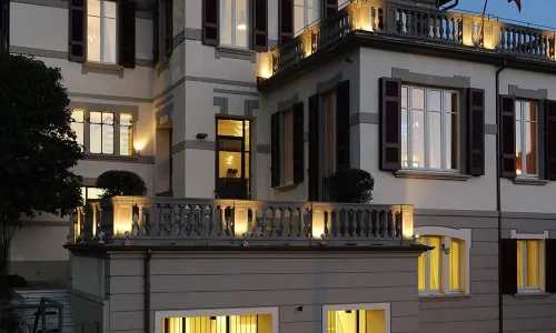 카사 브레나 토사토 아트 익스피어리언스