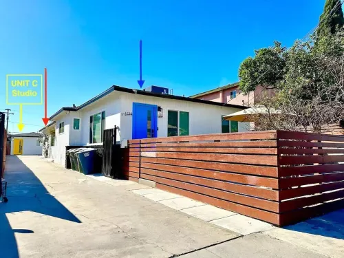 Stylish 2 BR house close to the beaches and L.A. city life! Hotels in Gardena