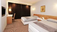 Kenari Tower Hotel Hotels in Ujung Pandang