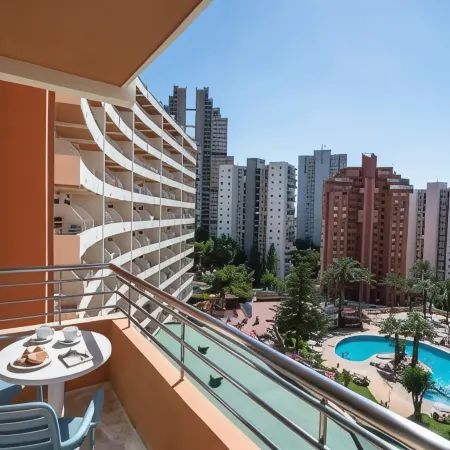 Hotel Benidorm East by Pierre & Vacances