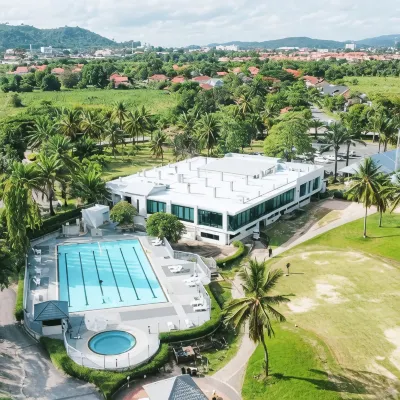 Seastar Hotel and Service Apartment Các khách sạn gần Wat Sa Kaeo
