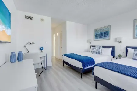 Fitness Center and Tennis Courts - Charming Beachside Escape