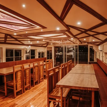 Venice Premium Houseboats Alleppey