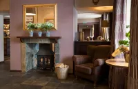 The Angus Hotel & Spa فنادق في Meikleour