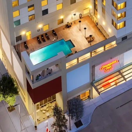 Hampton Inn Houston Downtown Отели рядом с достопримечательностью «Станция хьюстонского скоростного трамвая Preston»