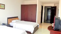 Long Beach Hotel Hotel di Tuy Hoa