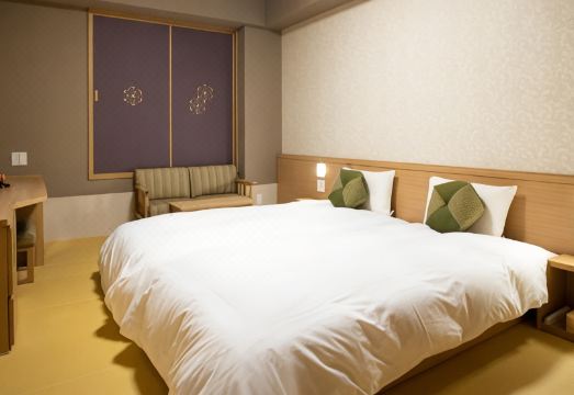 3. 온야도 노노 교..