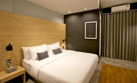 The Plug Hotel