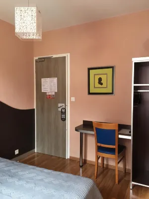 Hotel Val de Saone Lyon Caluire Rillieux Hotels in Neyron