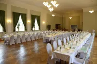 Gasthof Und Hotel Roter Hirsch
