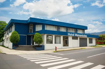 Hotel Manantiales El Salvador Hotels near Hospital Bloom