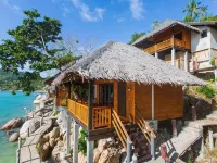 Koh Tao Relax Freedom Beach Resort Hotels near Chalok Clinic