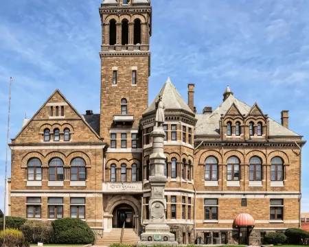 City Hall Grand Hotel Hotels in Williamsport