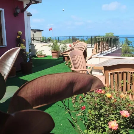 Nazar Hotel
