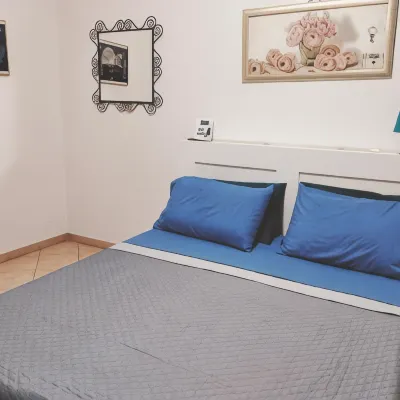 La Perla B & B Hotels near Capannelle Pass