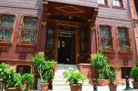 Le Safran Suite Hotel - ติดทะเล