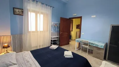 Three-room apartment with 2 bathrooms for couples or families Hotels near Colossum