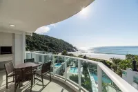 VDT - Apartments 180m From Bombas Beach - 4 stelle