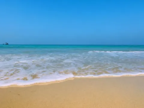 ลองบีช เกาะพยาม โรงแรมในเกาะพยาม