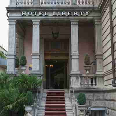 Grand Hotel Liberty Hotel Exterior