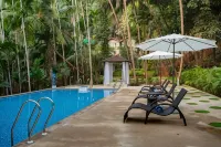 Stone Wood Premier Gokarna - Pools