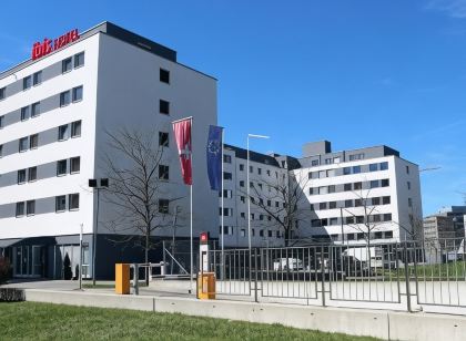 Ibis Zurich Messe Airport