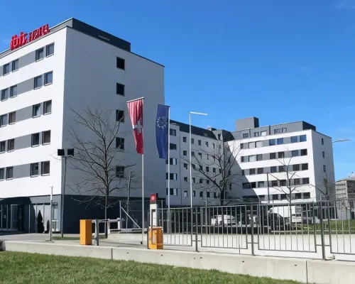 Ibis Zurich Messe Airport Hotels near Seebach
