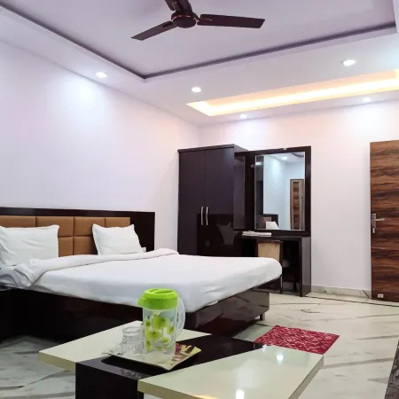 Hotel Pink Paradise ( Gorakhpur, UP)