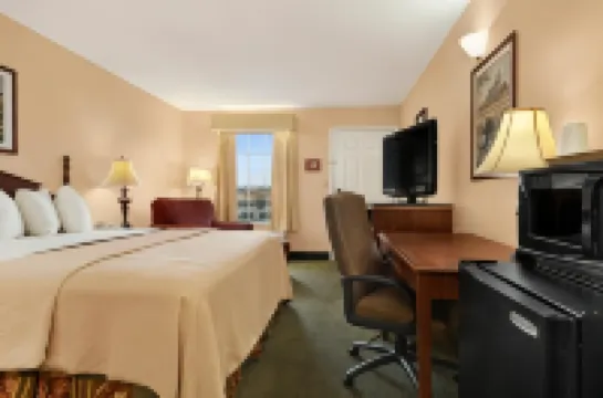 Days Inn by Wyndham Americus