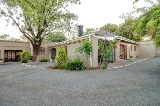 The Nightingale Guesthouse