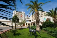 Fantasia Deluxe Hotel
