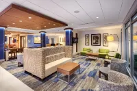 Holiday Inn Express & Suites TERRACE by IHG Hotel di Terrace