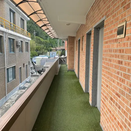 Gangneung Skytel Homestay Pension Отели рядом с достопримечательностью «Парк Hourglass»