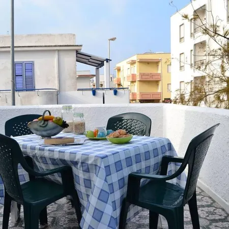 Beautiful Apartment on the Beach in Central Location with Spacious Balcony; Pets