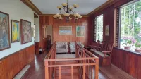 Casa Familya Hotels in Batac